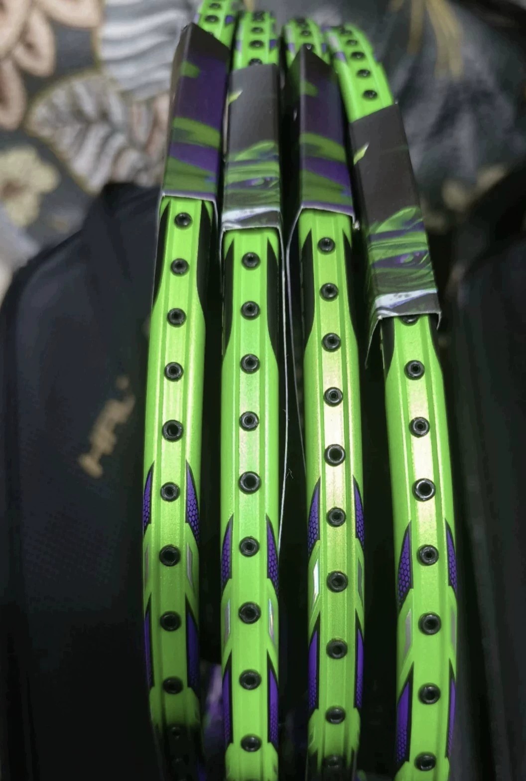 #羽毛球拍李宁战戟9000晶石绿龙吟紫 徐晨、渡边勇大最新战拍 4UG5 空拍价，穿线收费请咨询 全新正品，防伪二维码可验假一赔十 包邮！ LINING羽毛球拍